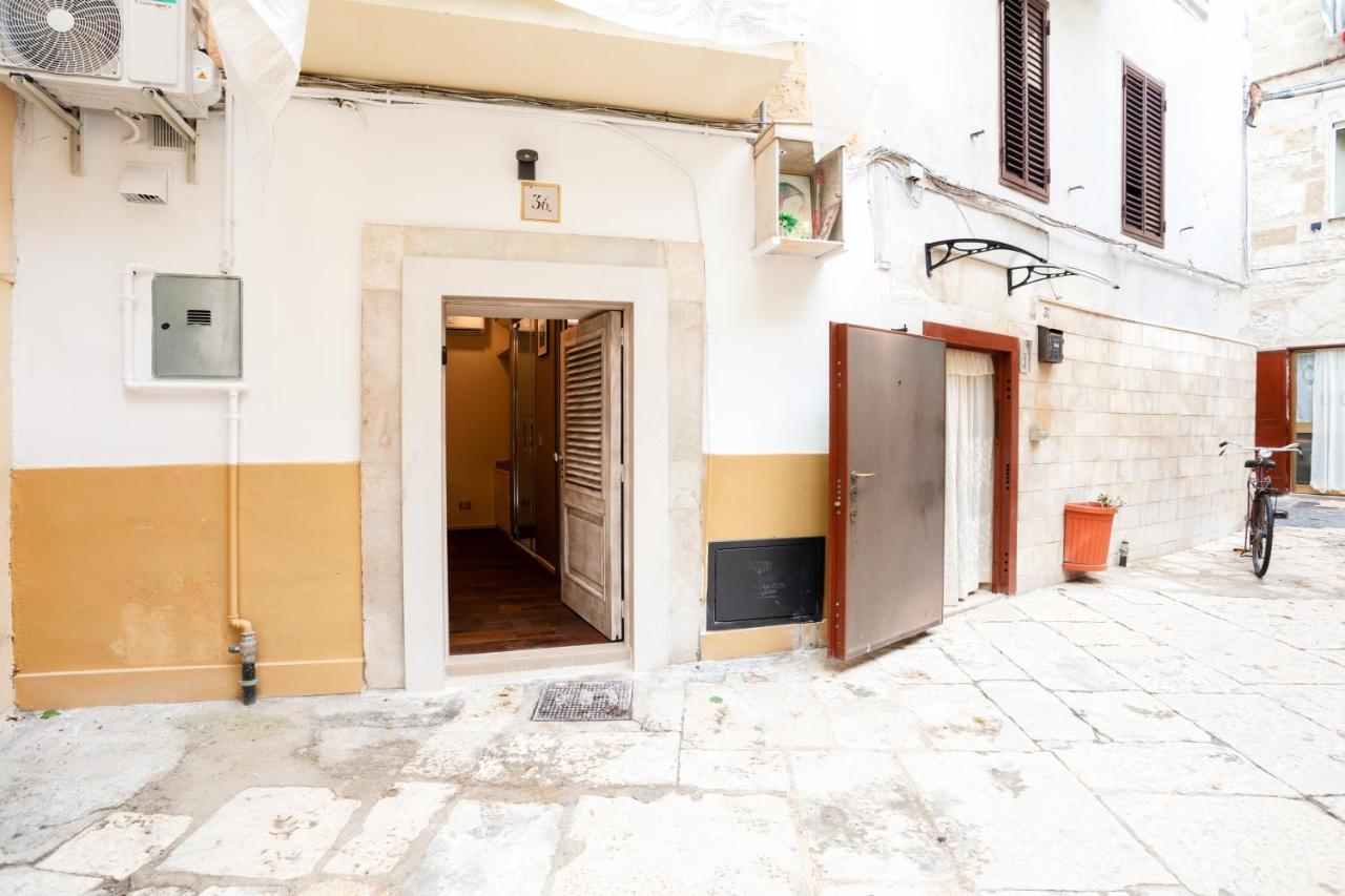 Tre36 - Smart & Design Room In The Old Center Bari Extérieur photo